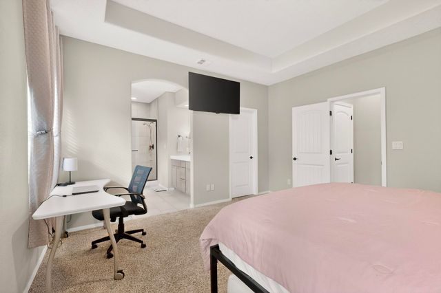 1742 Tesoro Loop NW, Los Lunas, NM 87031