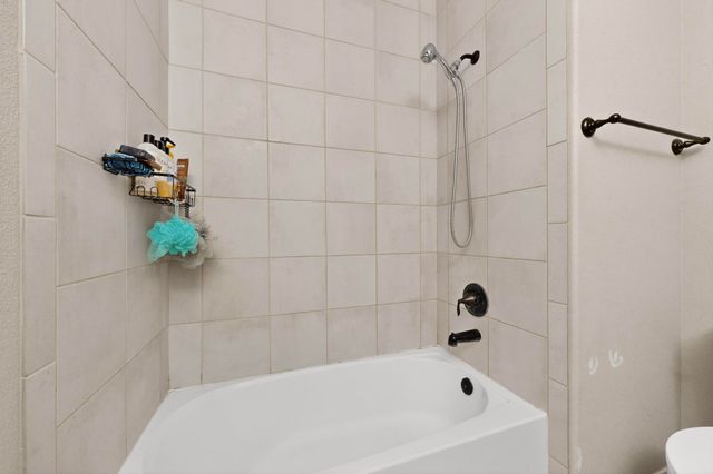 1742 Tesoro Loop NW, Los Lunas, NM 87031