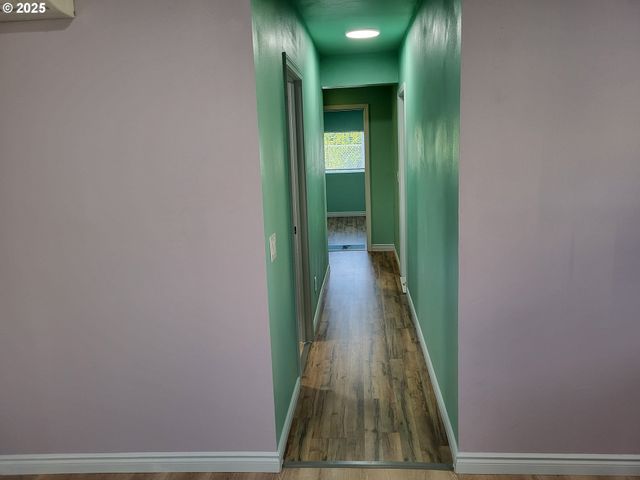 811 LAUREL Ave, Reedsport, OR 97467