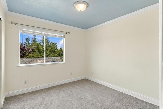 5640 Terrace Dr, Rocklin, CA 95765