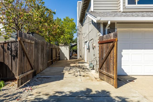 5640 Terrace Dr, Rocklin, CA 95765
