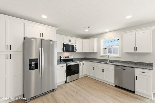 120 Miles Pass, Elizabethtown, KY 42701