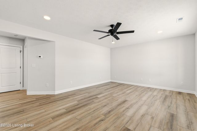 120 Miles Pass, Elizabethtown, KY 42701