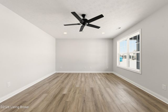 120 Miles Pass, Elizabethtown, KY 42701