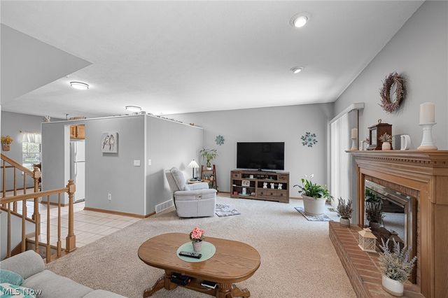 23420 Wainwright Terrace, Olmsted Falls, OH 44138
