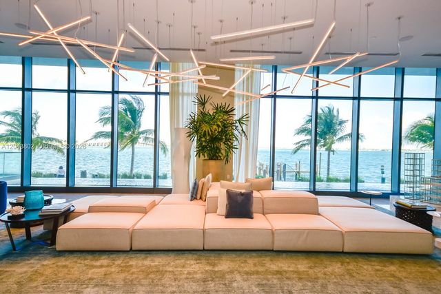 3131 NE 7th Ave 4406, Miami, FL 33137