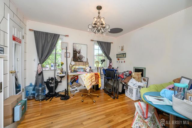 6 Emery Drive, Whitehouse Station, NJ 08889