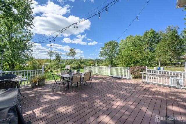6 Emery Drive, Whitehouse Station, NJ 08889