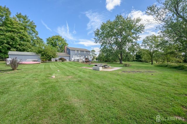 6 Emery Drive, Whitehouse Station, NJ 08889