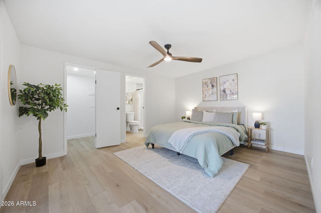 651 E GLADE Avenue, Mesa, AZ 85204