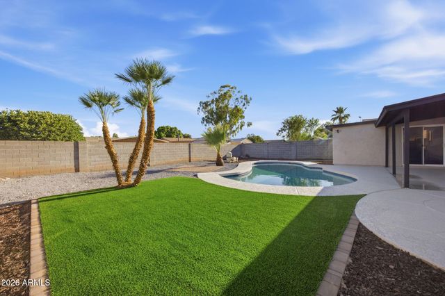 651 E GLADE Avenue, Mesa, AZ 85204