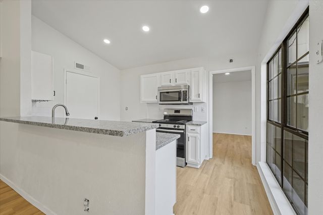 4461 Chapman Street, The Colony, TX 75056