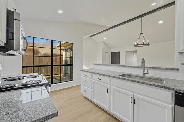 4461 Chapman Street, The Colony, TX 75056