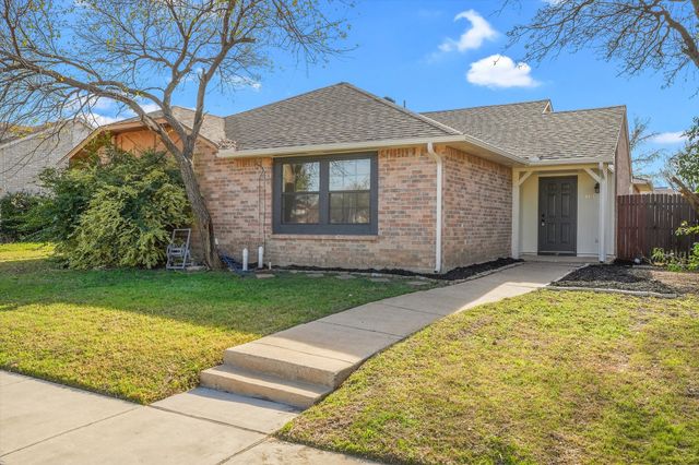 4461 Chapman Street, The Colony, TX 75056