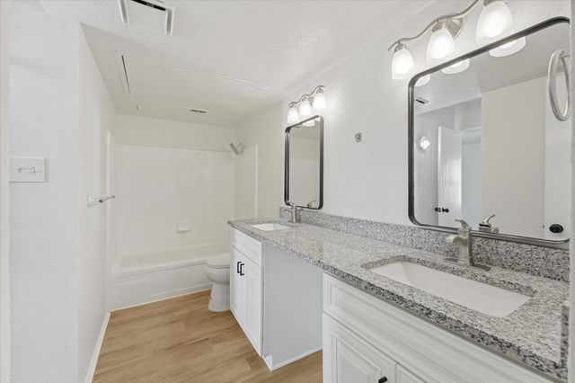 4461 Chapman Street, The Colony, TX 75056