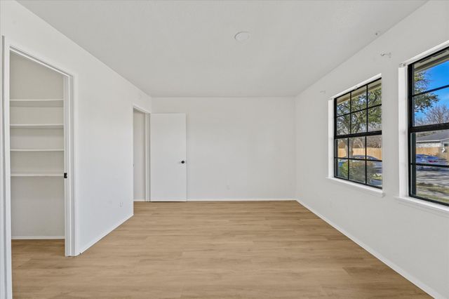 4461 Chapman Street, The Colony, TX 75056