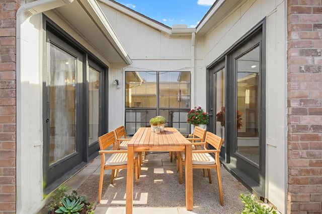 4461 Chapman Street, The Colony, TX 75056