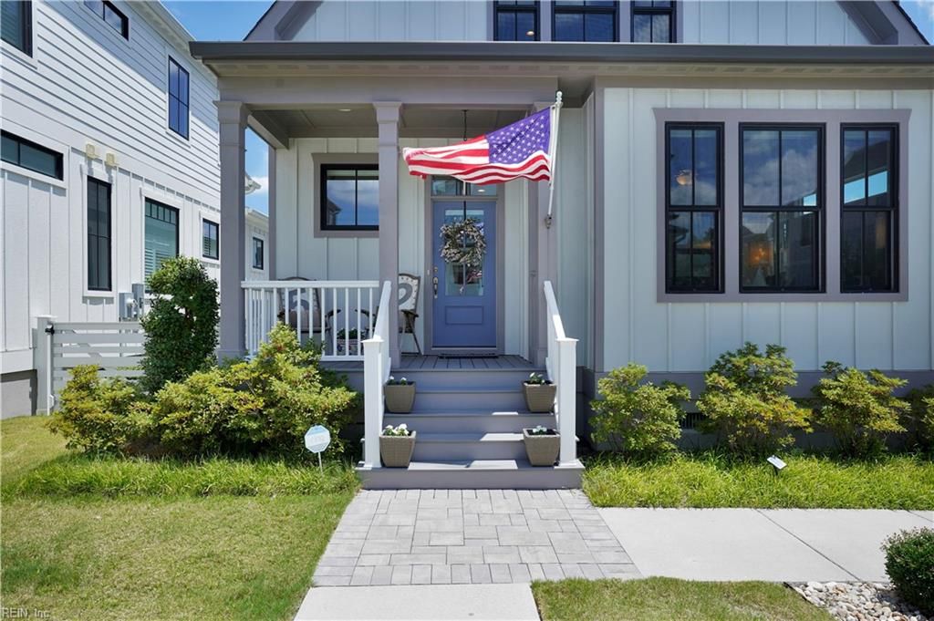 9517 Marina DR, Norfolk, VA 23518