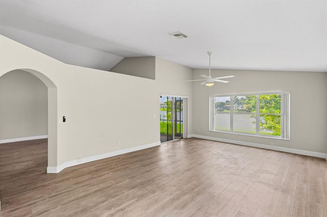 16358 SW 8th Street, Pembroke Pines, FL 33027