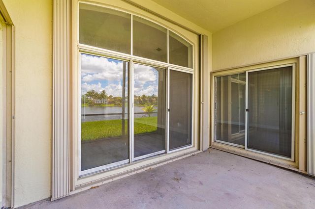 16358 SW 8th Street, Pembroke Pines, FL 33027