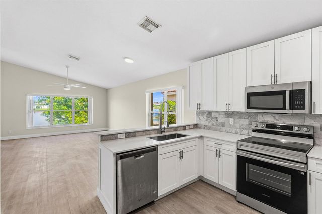16358 SW 8th Street, Pembroke Pines, FL 33027