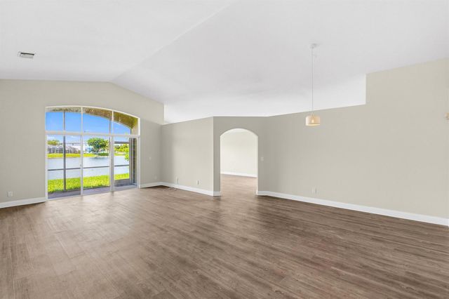 16358 SW 8th Street, Pembroke Pines, FL 33027