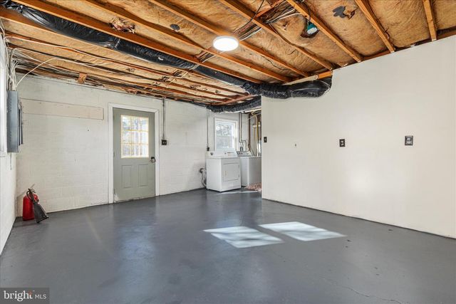 113 WILLIAMSON RD, Winchester, VA 22602