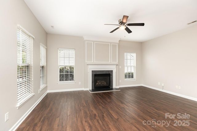 10119 Fieldstone Court, Charlotte, NC 28269