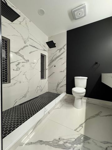 395 Surrey Lane, Crete, IL 60417