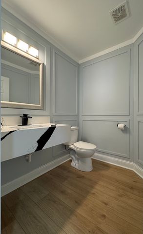 395 Surrey Lane, Crete, IL 60417