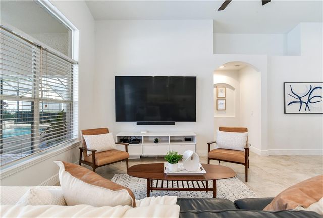 12134 BISHOPSFORD DRIVE, Tampa, FL 33626