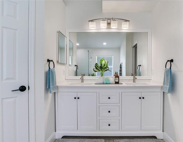 12134 BISHOPSFORD DRIVE, Tampa, FL 33626