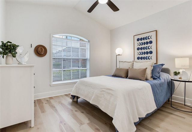 12134 BISHOPSFORD DRIVE, Tampa, FL 33626