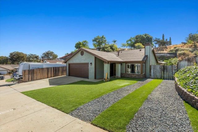 8677 Via Del Luz, El Cajon, CA 92021