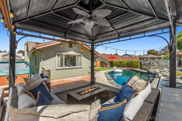 8677 Via Del Luz, El Cajon, CA 92021