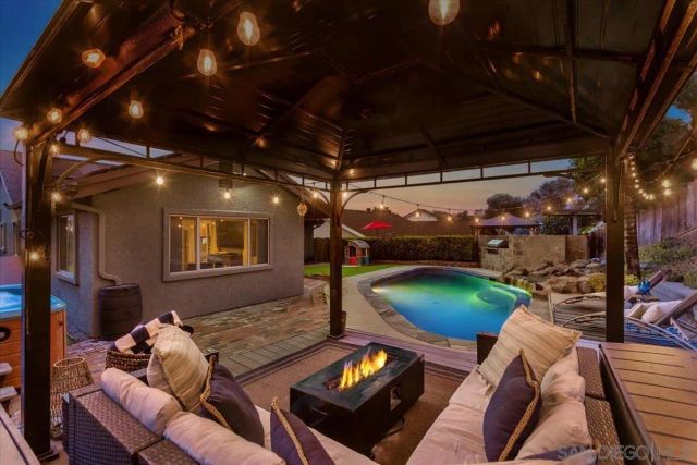 8677 Via Del Luz, El Cajon, CA 92021