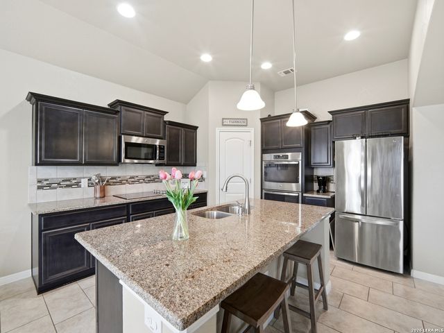 235 Valley Forge, Pleasanton, TX 78064