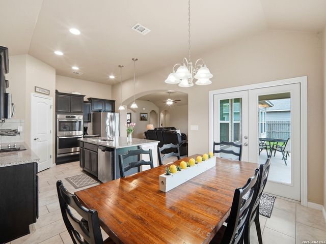235 Valley Forge, Pleasanton, TX 78064