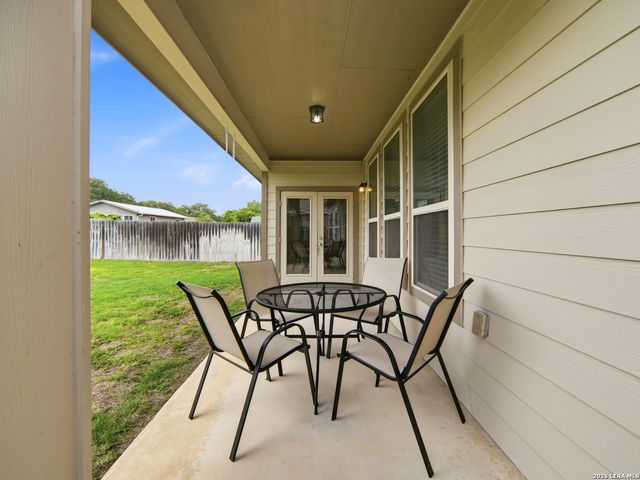 235 Valley Forge, Pleasanton, TX 78064