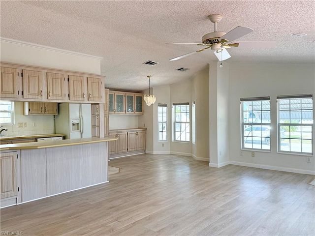 332 Imperial Wilder BLVD 332, Naples, FL 34114