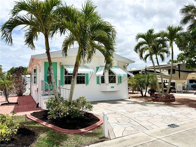 332 Imperial Wilder BLVD 332, Naples, FL 34114