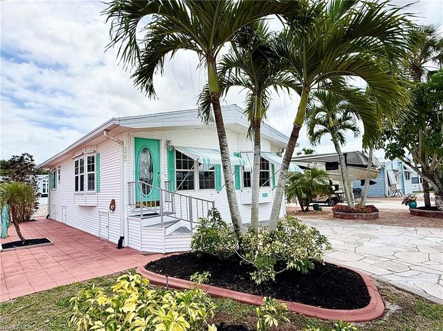 332 Imperial Wilder BLVD 332, Naples, FL 34114