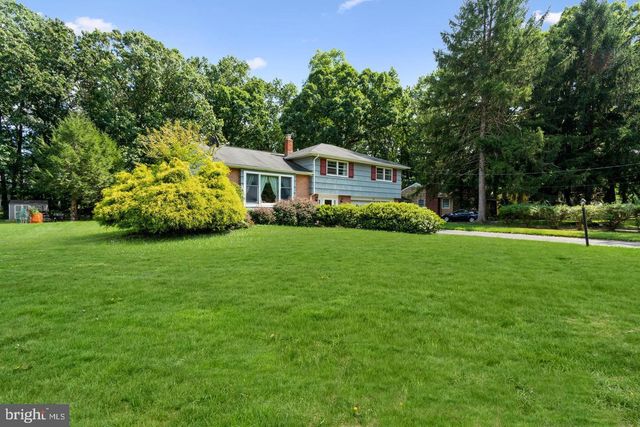 318 OAK LN, Princeton Junction, NJ 08550