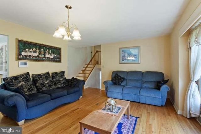 318 OAK LN, Princeton Junction, NJ 08550