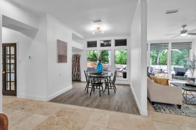 900 E Pioneer Circle, Argyle, TX 76226