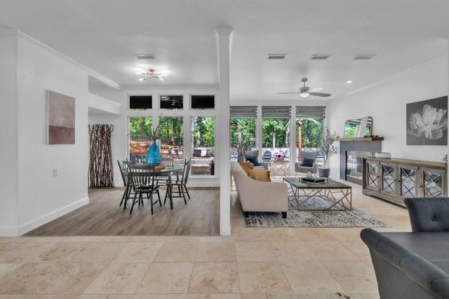 900 E Pioneer Circle, Argyle, TX 76226