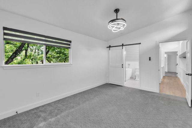 900 E Pioneer Circle, Argyle, TX 76226
