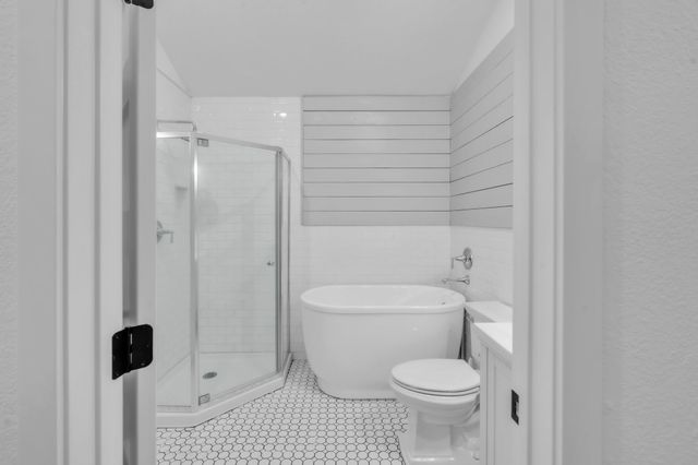 900 E Pioneer Circle, Argyle, TX 76226