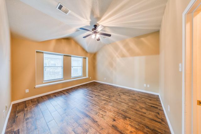 1127 Treasure Court, Baytown, TX 77521