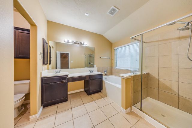1127 Treasure Court, Baytown, TX 77521
